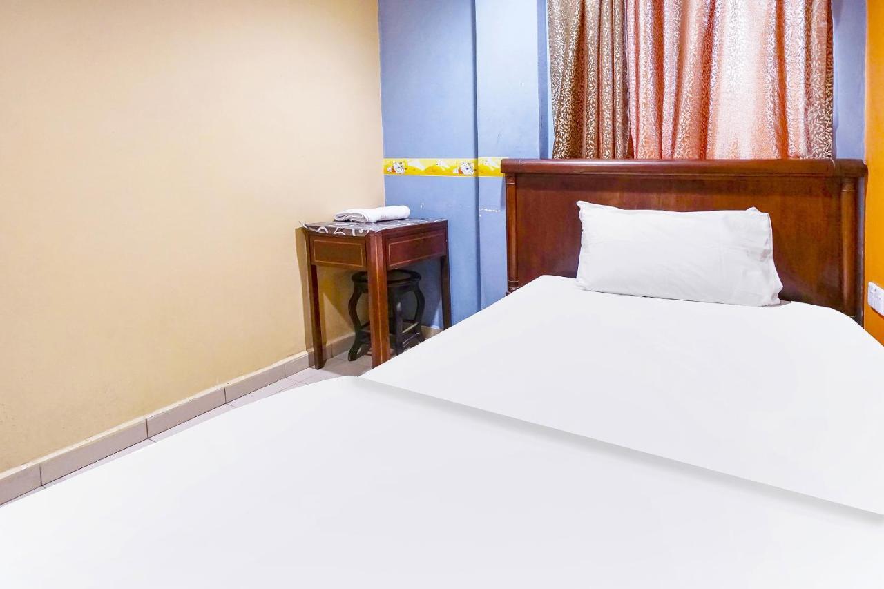 Oyo 90486 New Station Hotel กลัง ภายนอก รูปภาพ