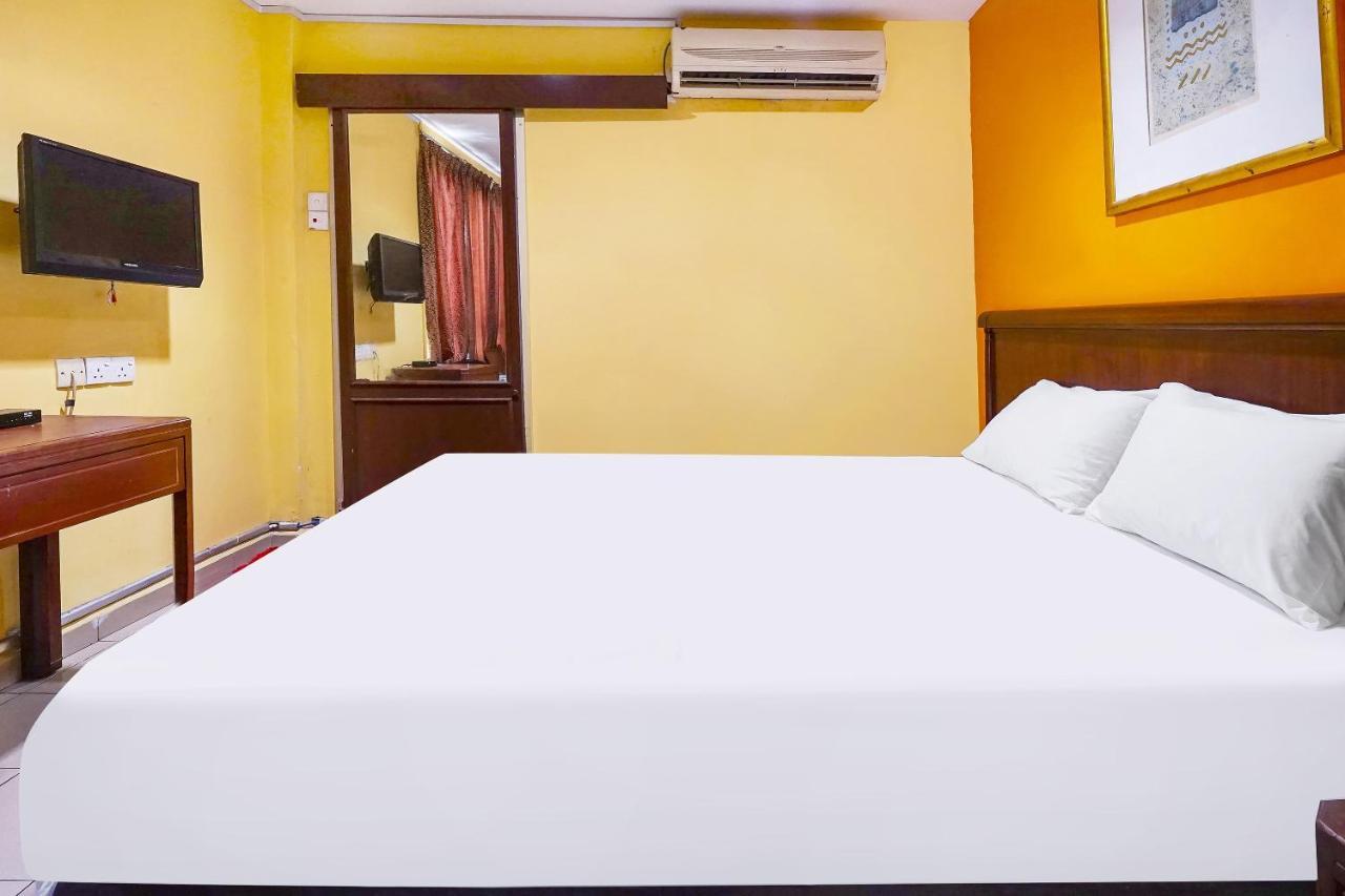 Oyo 90486 New Station Hotel กลัง ภายนอก รูปภาพ