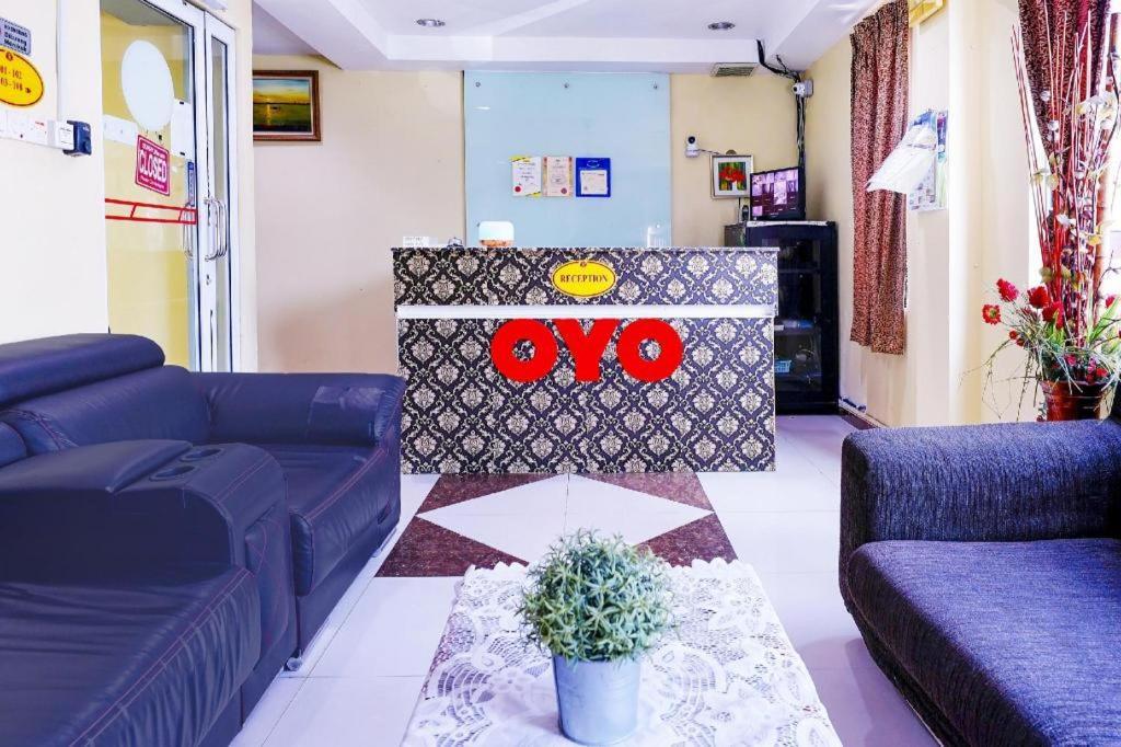Oyo 90486 New Station Hotel กลัง ภายนอก รูปภาพ
