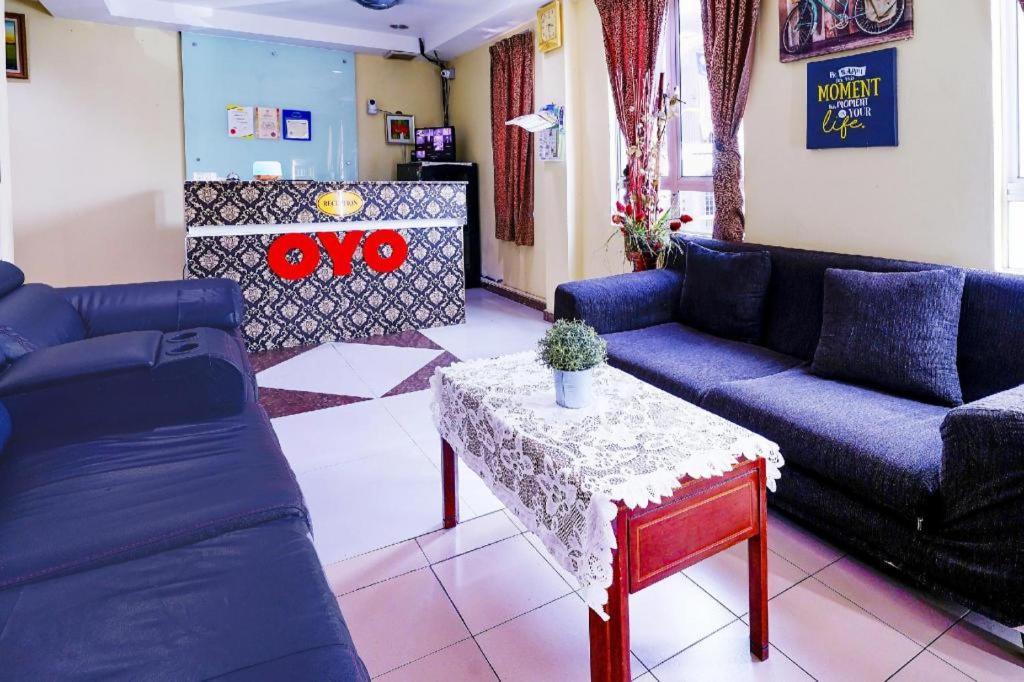 Oyo 90486 New Station Hotel กลัง ภายนอก รูปภาพ
