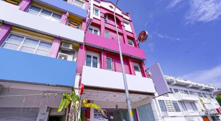 Oyo 90486 New Station Hotel กลัง ภายนอก รูปภาพ